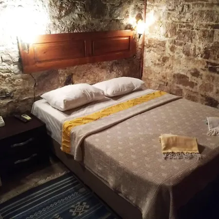 Ayfada Cafe & Pension *